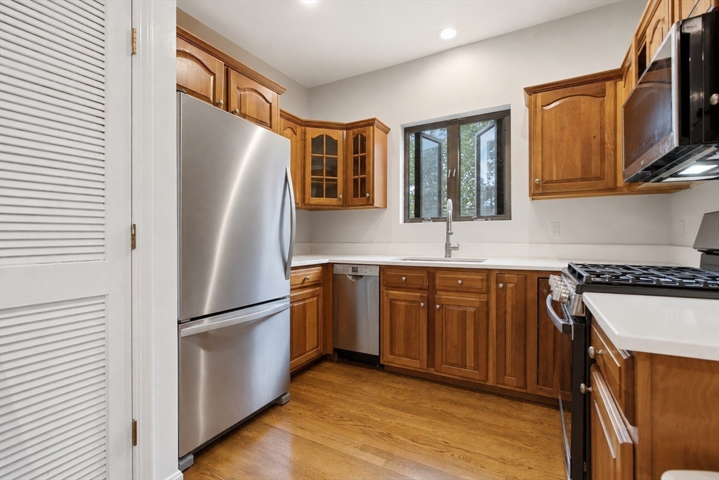 265 Emerson St 3