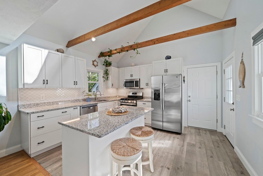 53 Sadys Ln, Falmouth, MA Photo #6