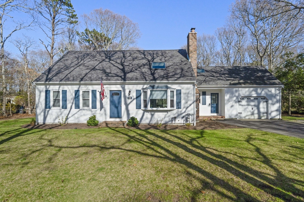 53 Sadys Ln, Falmouth, MA Photo #2