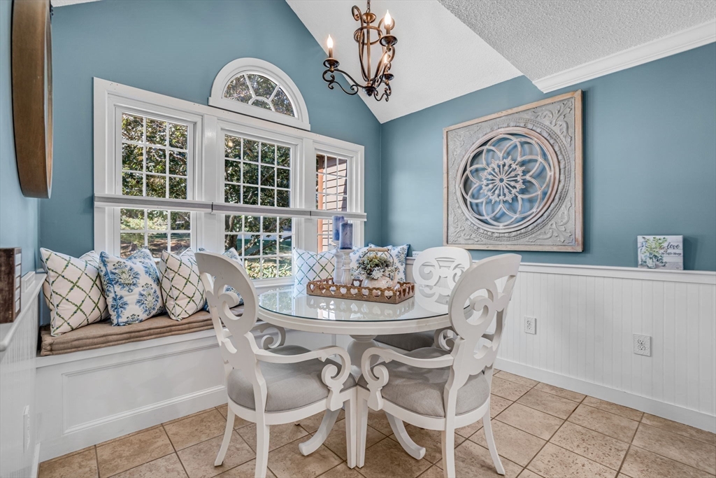 14 Hawthorne Village D