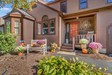 14 Hawthorne Village D Franklin MA 02038