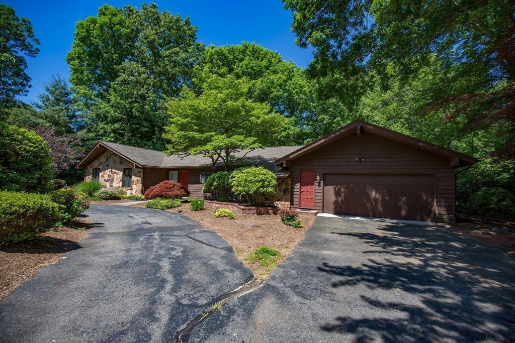 26 Brooks Road