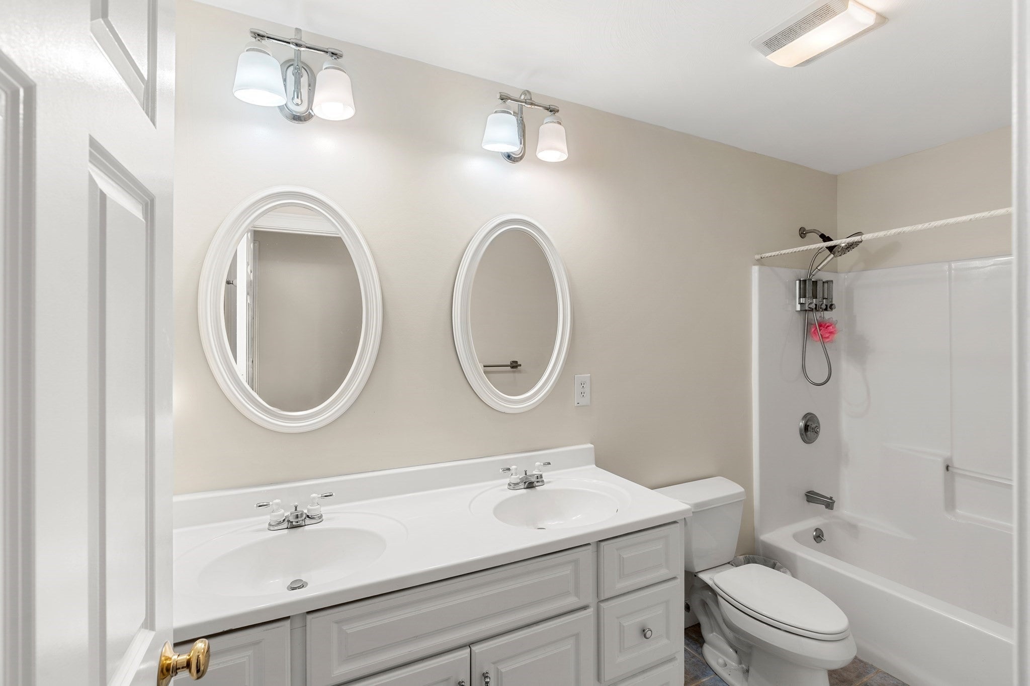 72 Alpine Way, Tyngsborough, MA, 72 Alpine Way, Tyngsborough, MA Photo #30