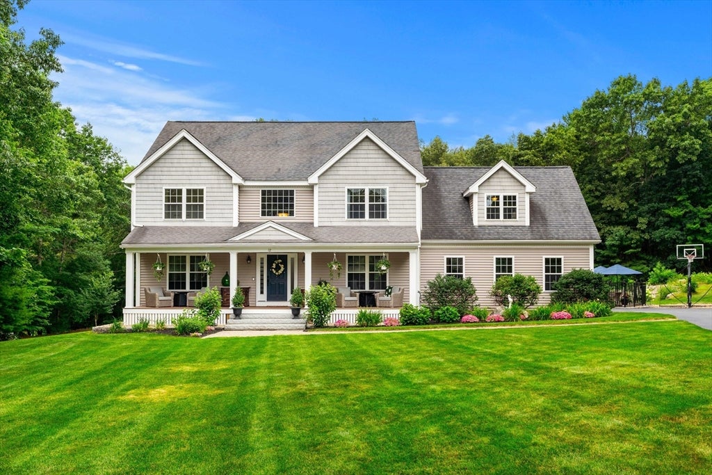 Photo of 72 Alpine Way, Tyngsborough, MA