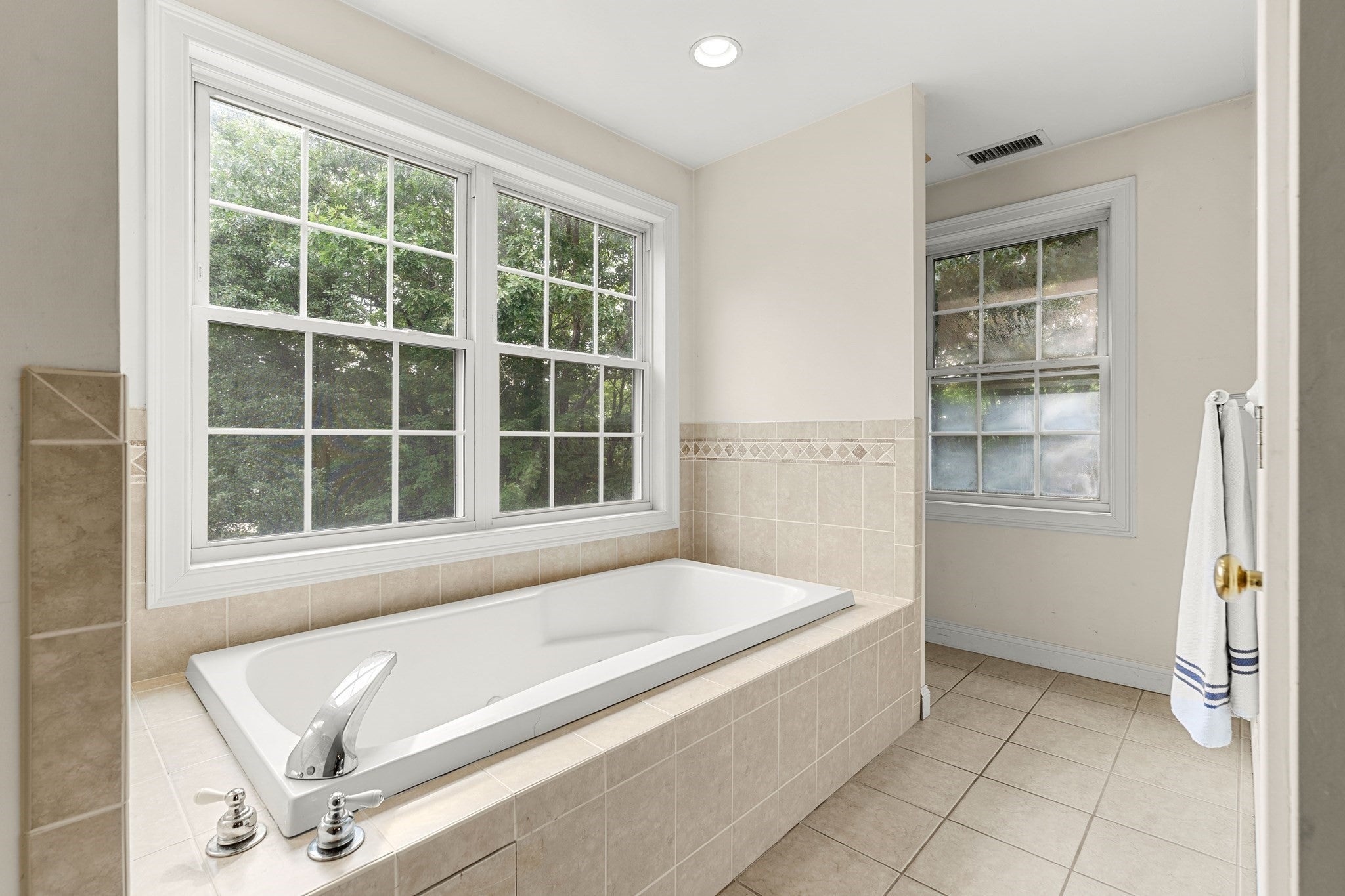 72 Alpine Way, Tyngsborough, MA, 72 Alpine Way, Tyngsborough, MA Photo #25