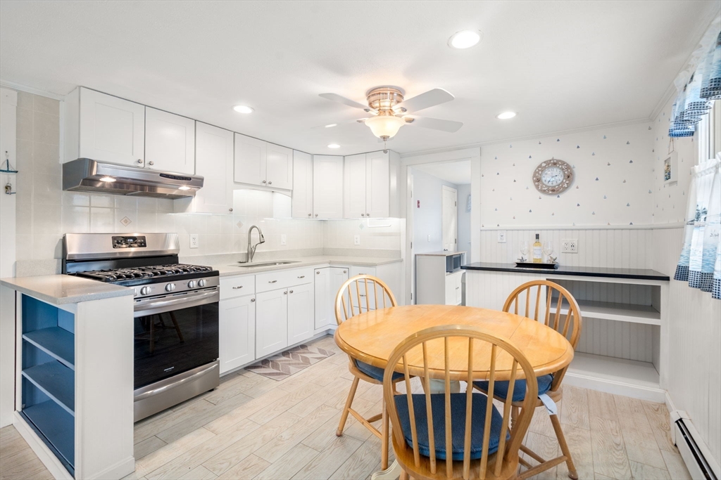 115 Wareham Lake Shore Dr