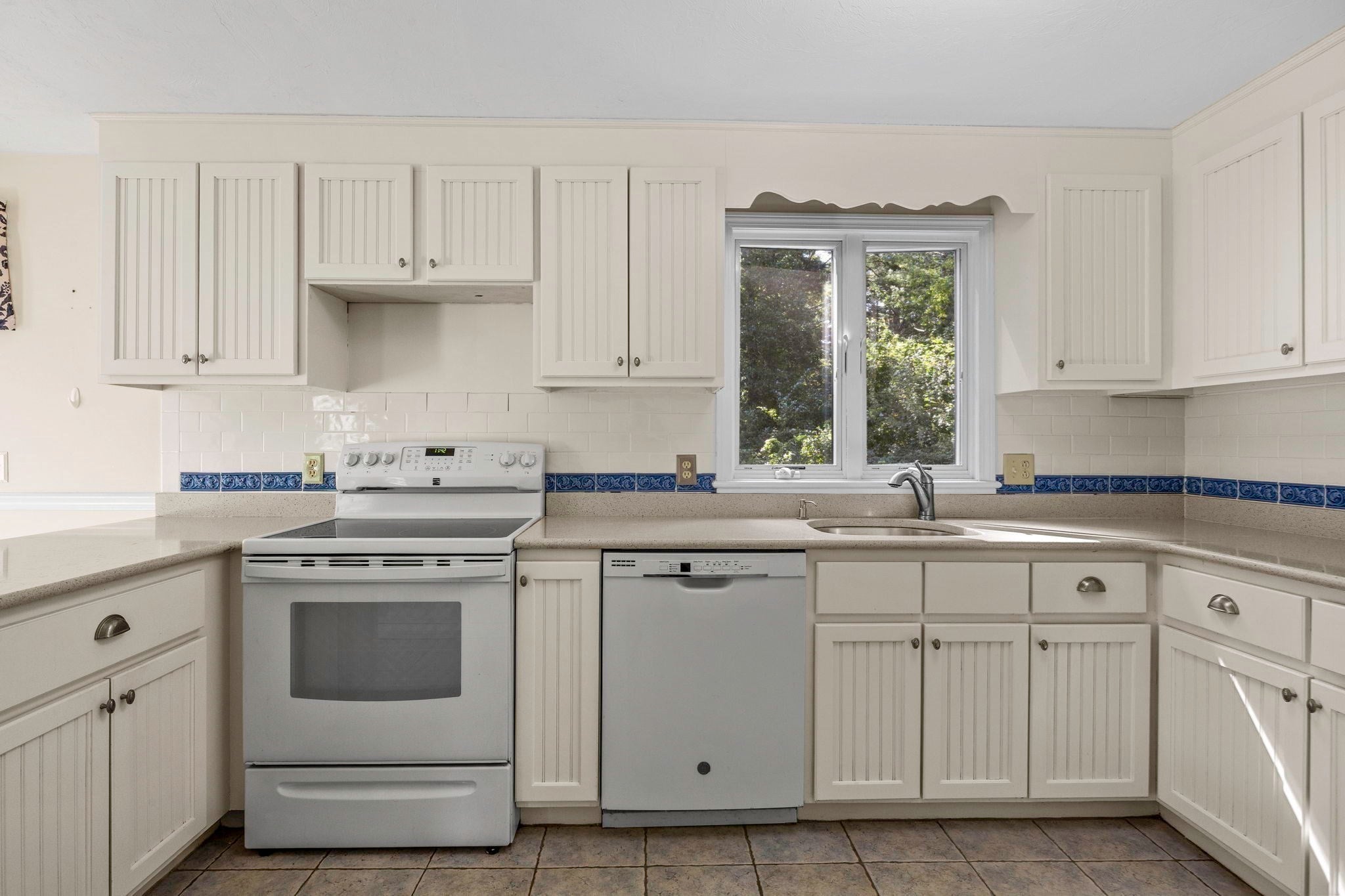 14 Jeannes Way, Sandwich, MA, 14 Jeannes Way, Sandwich, MA Photo #8