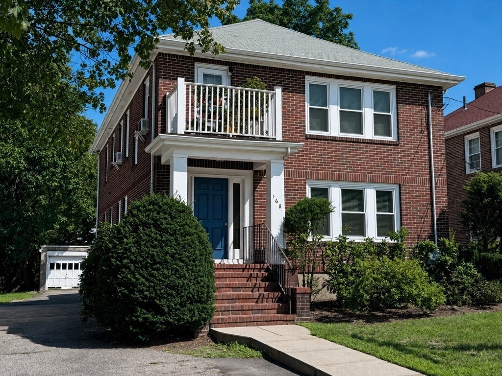 166-168 East Side Pkwy, Newton, MA, 166-168 East Side Pkwy, Newton, MA Photo #2