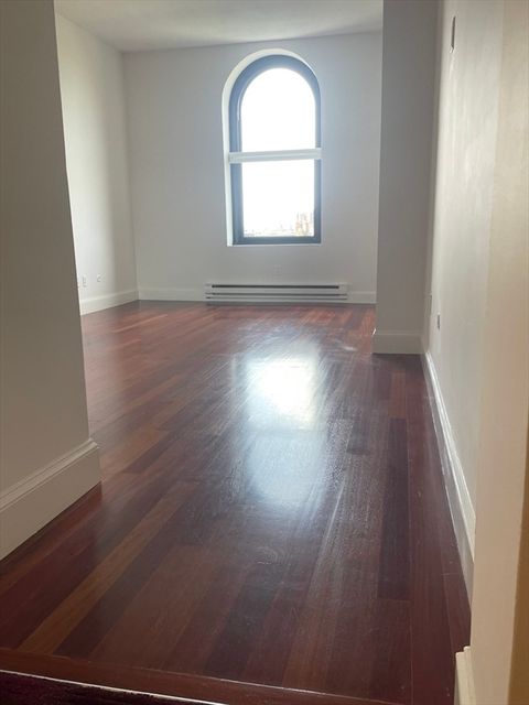 Photo of 160 Commonwealth Ave #516, Boston, MA 02116 (MLS # 73494040)