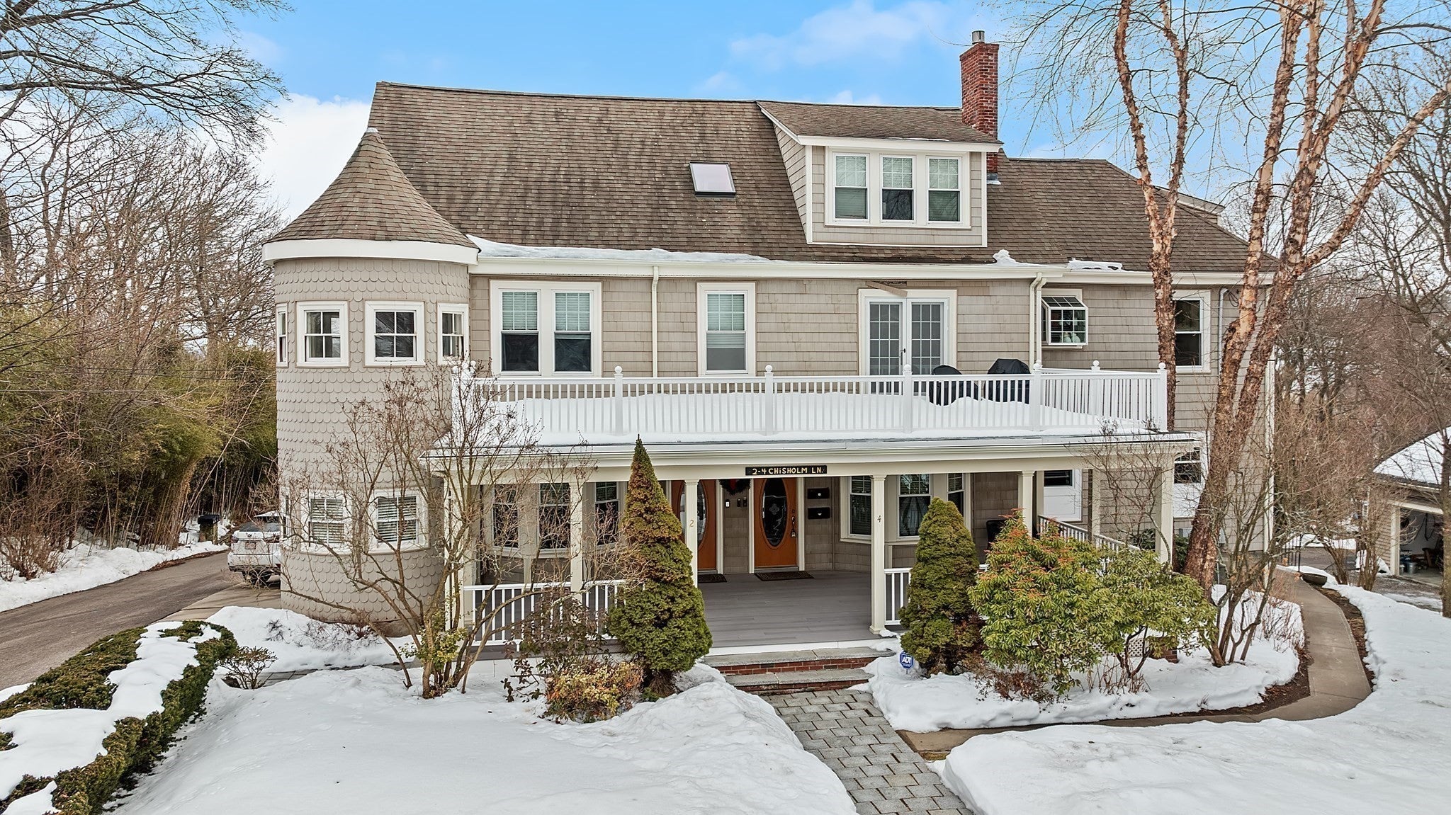 2-4 Chisholm Ln 3, Boston MA 02131