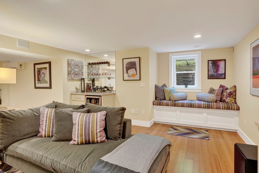8 Woodhaven Dr, Edgartown, MA Photo #26
