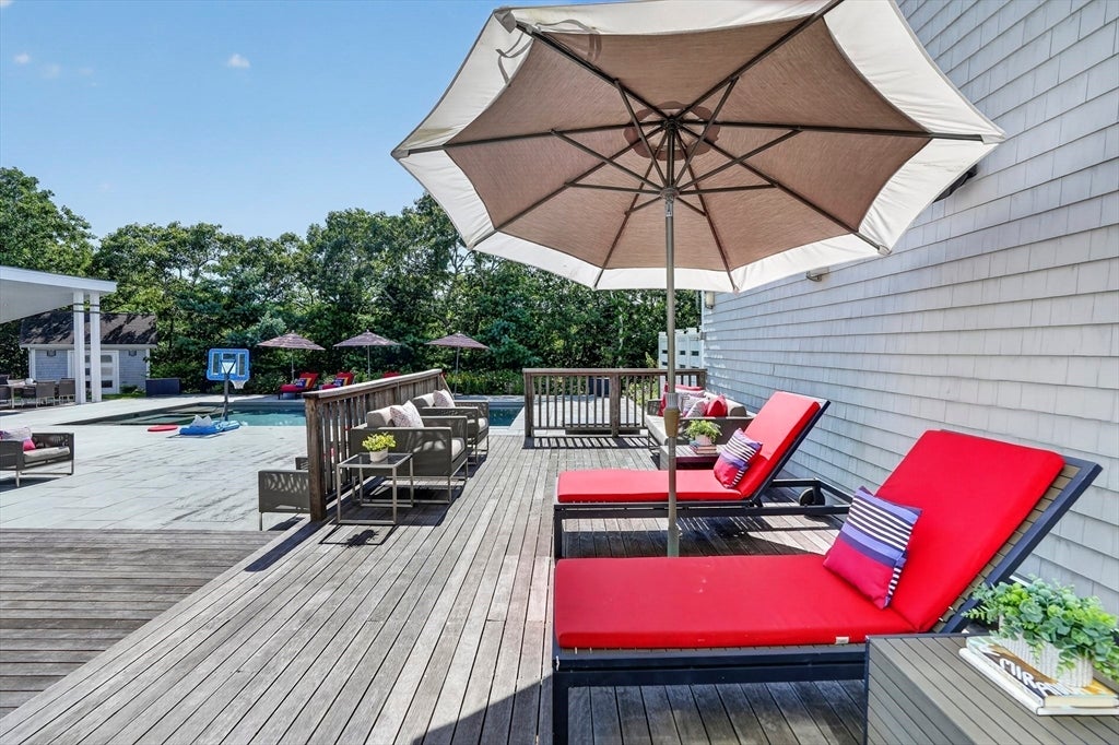 8 Woodhaven Dr, Edgartown, MA Photo #29