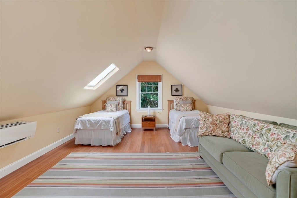 8 Woodhaven Dr, Edgartown, MA Photo #14
