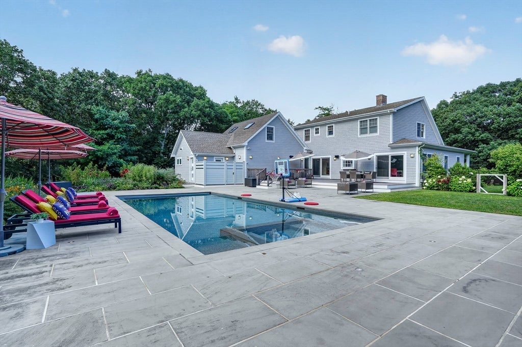 8 Woodhaven Dr, Edgartown, MA Photo #38