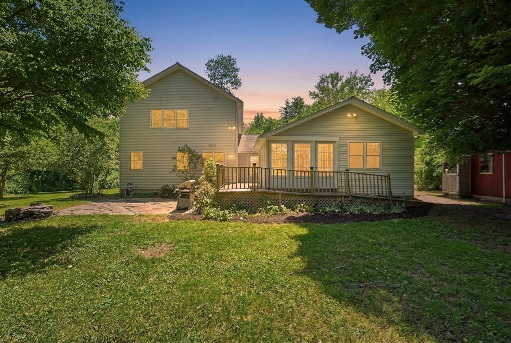 28 Hulst Rd