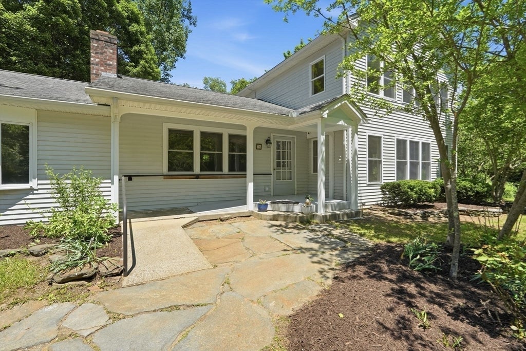 28 Hulst Rd
