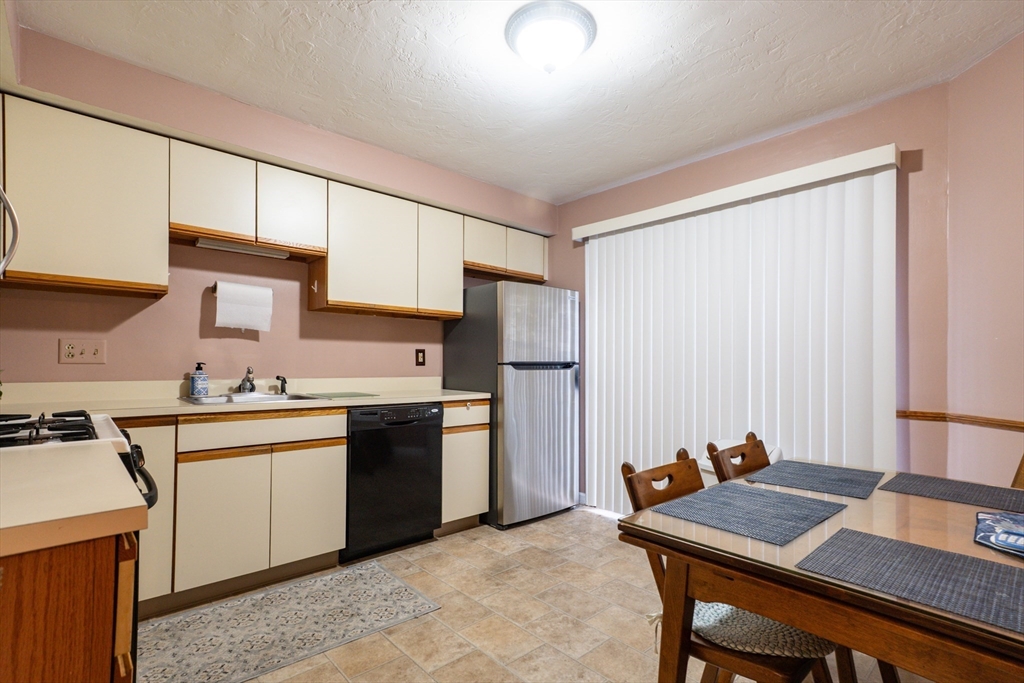 232 Weatherstone Dr 232