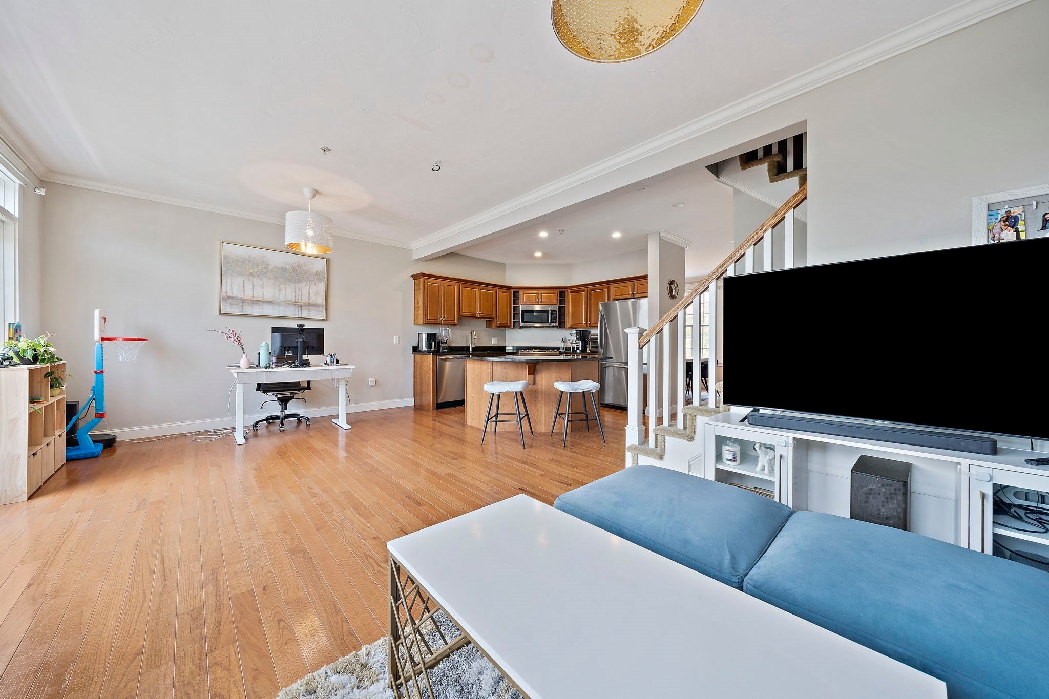 70 Parkview St.