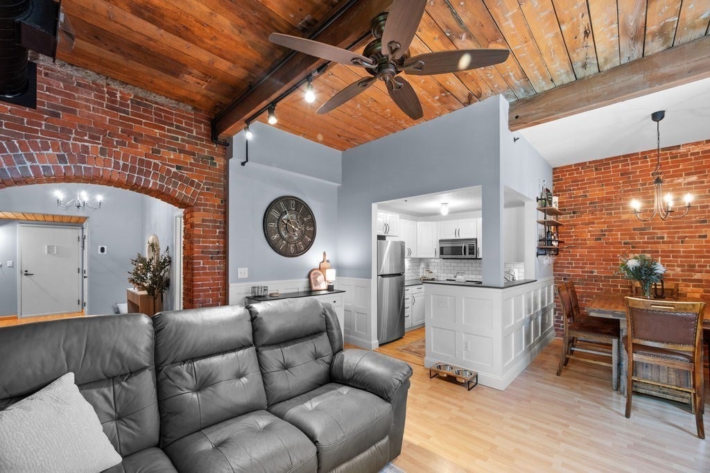 50 Rantoul St #310, Beverly, MA, 50 Rantoul St #310, Beverly, MA Photo #7