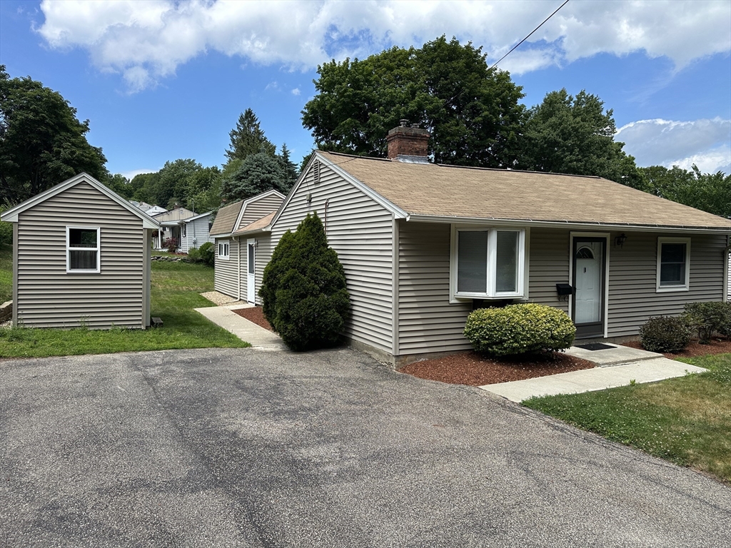 86 Bailey St.