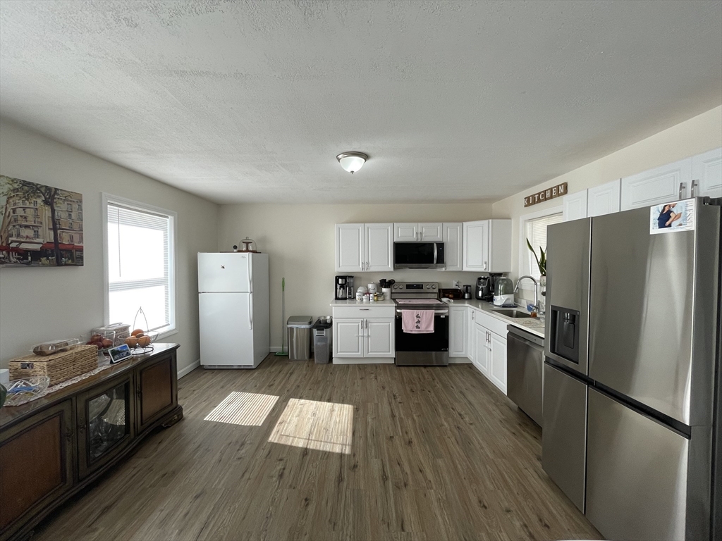 91 Cottage St A