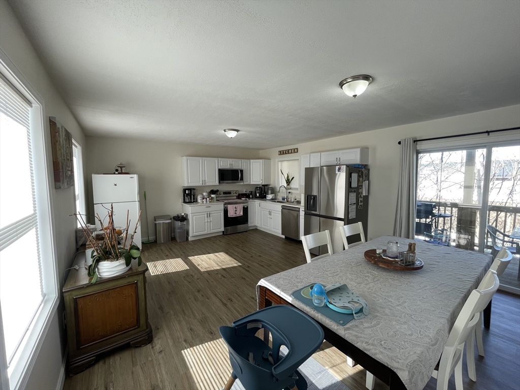91 Cottage St A