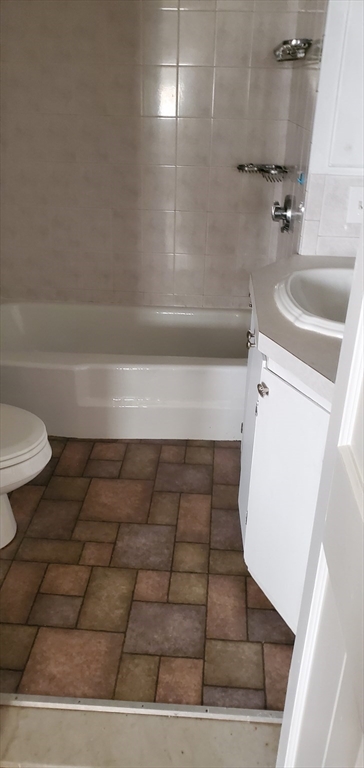 1260 Grafton St, Worcester, MA, 1260 Grafton St, Worcester, MA Photo #25
