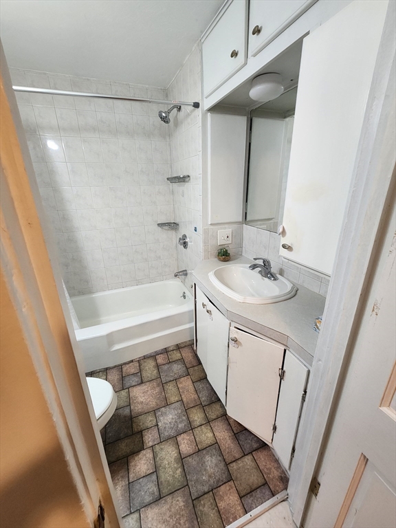 1260 Grafton St, Worcester, MA, 1260 Grafton St, Worcester, MA Photo #9