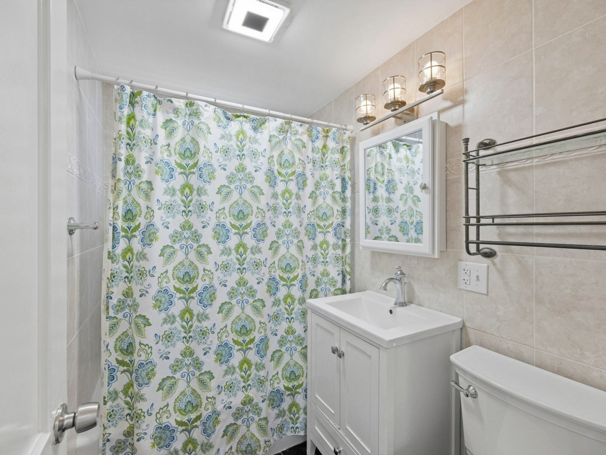 4 Ralph St, Medford, MA Photo #13