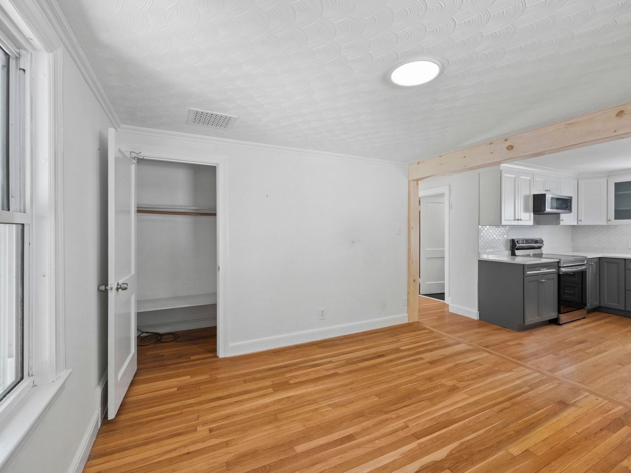 4 Ralph St, Medford, MA Photo #9