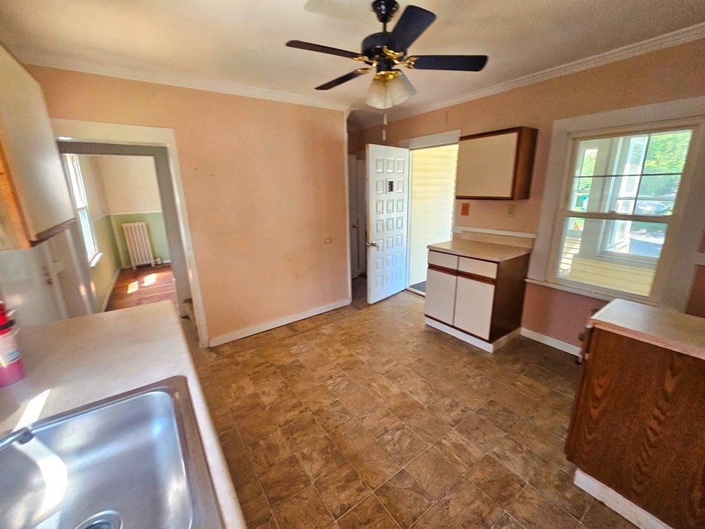 186 Burbank St, Pittsfield, MA, 186 Burbank St, Pittsfield, MA Photo #4