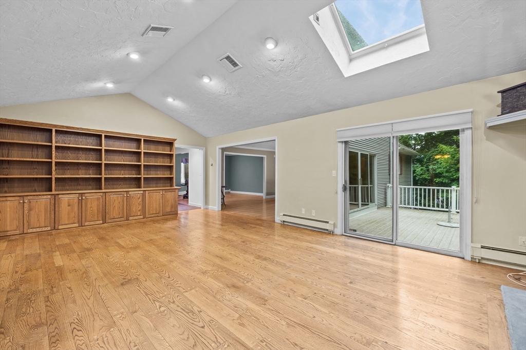 45 Gentlemans Way, Waltham, MA, 45 Gentlemans Way, Waltham, MA Photo #13