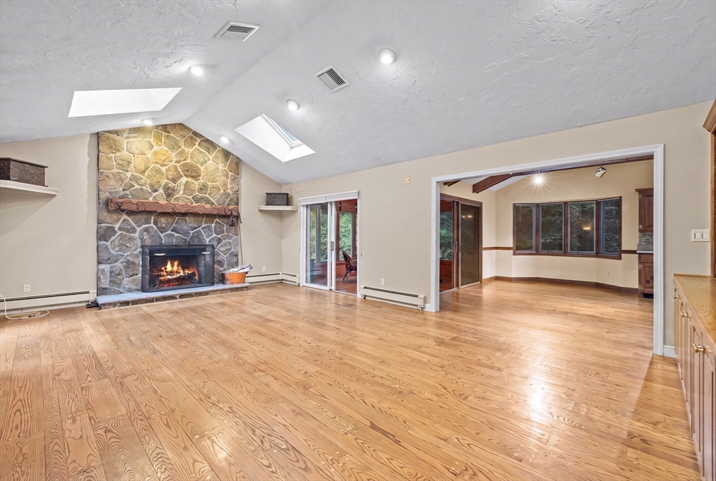 45 Gentlemans Way, Waltham, MA, 45 Gentlemans Way, Waltham, MA Photo #11