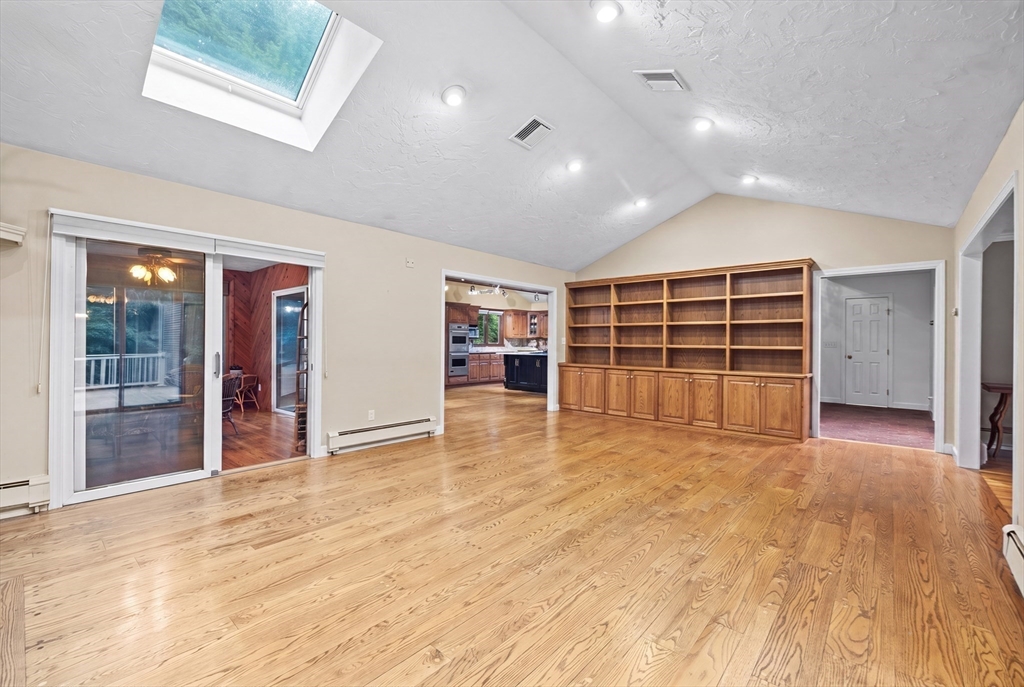 45 Gentlemans Way, Waltham, MA, 45 Gentlemans Way, Waltham, MA Photo #14