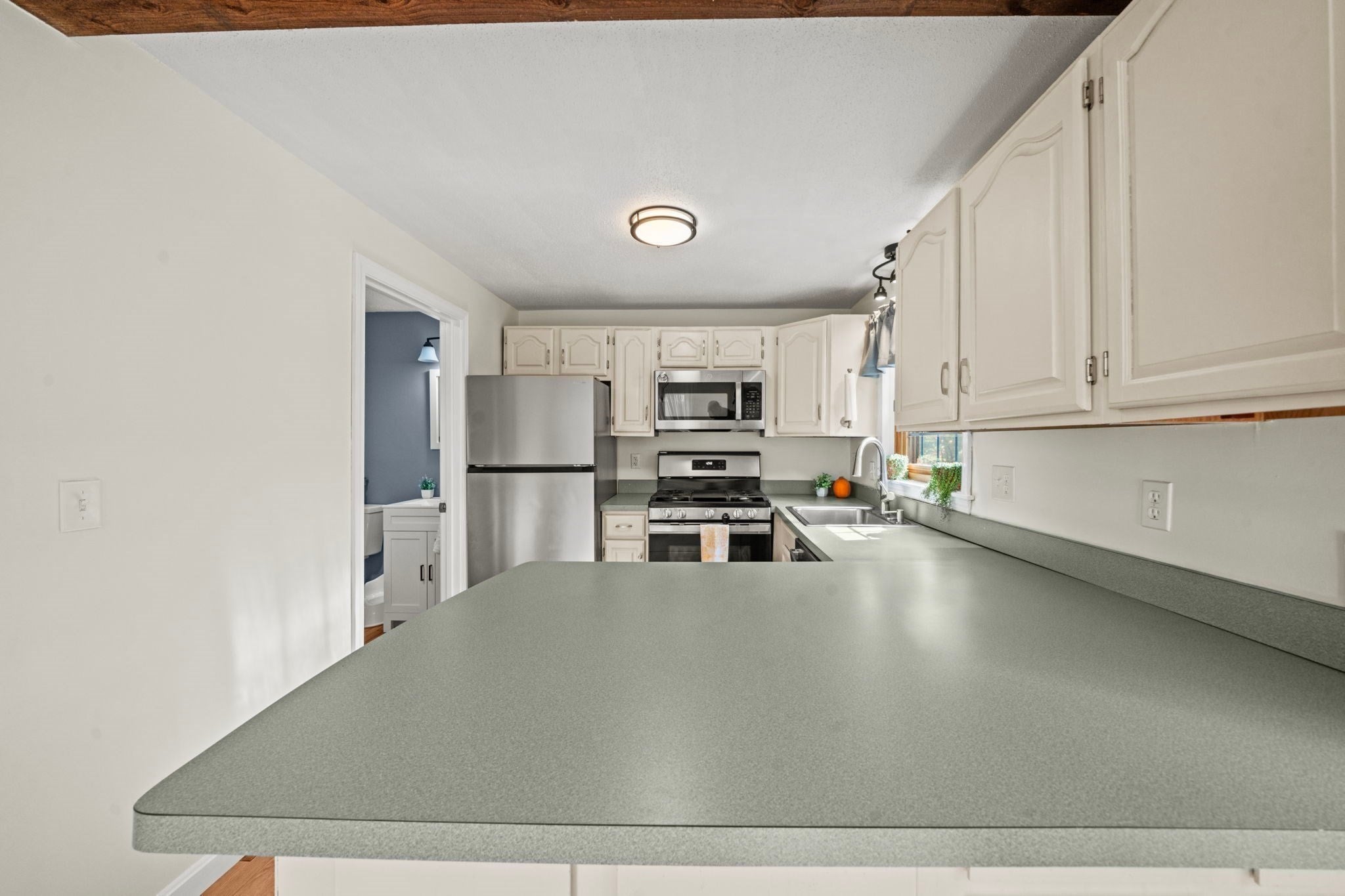 17 Scotty Hollow Dr #A, Chelmsford, MA, 17 Scotty Hollow Dr #A, Chelmsford, MA Photo #11