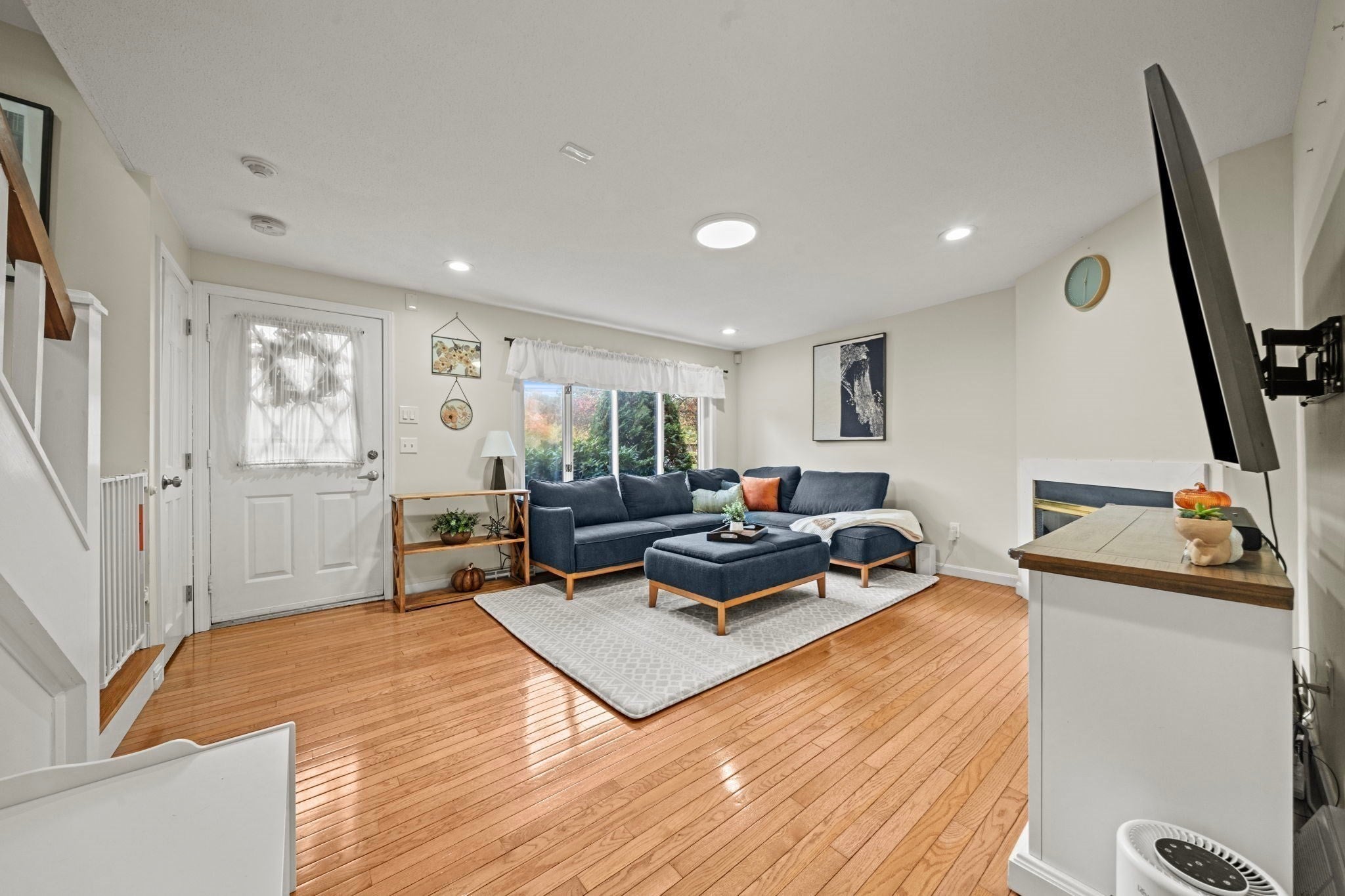 17 Scotty Hollow Dr #A, Chelmsford, MA, 17 Scotty Hollow Dr #A, Chelmsford, MA Photo #8