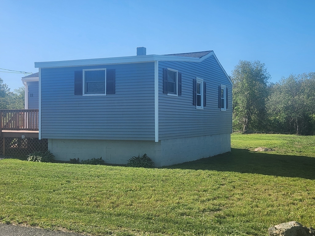 11 Starboard Dr