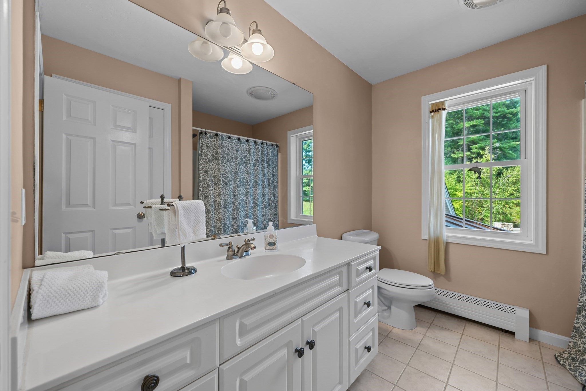 114 Elmwood Avenue, Holden, MA, 114 Elmwood Avenue, Holden, MA Photo #31
