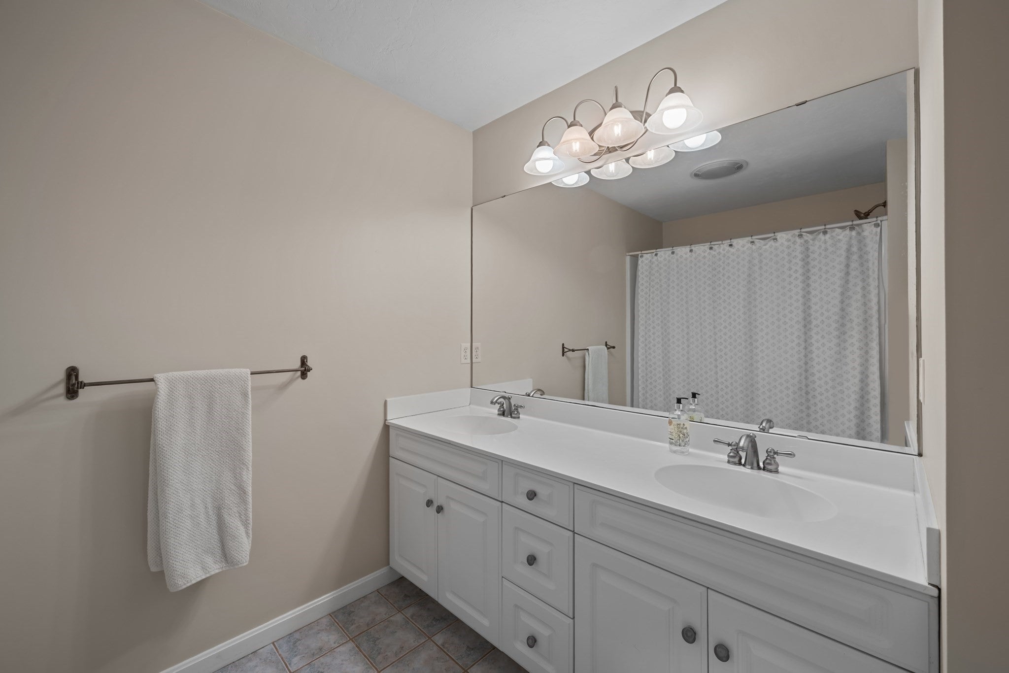 114 Elmwood Avenue, Holden, MA, 114 Elmwood Avenue, Holden, MA Photo #27