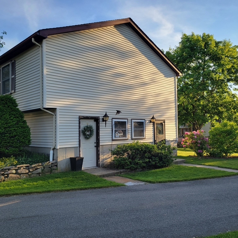 4 Eastern Ave