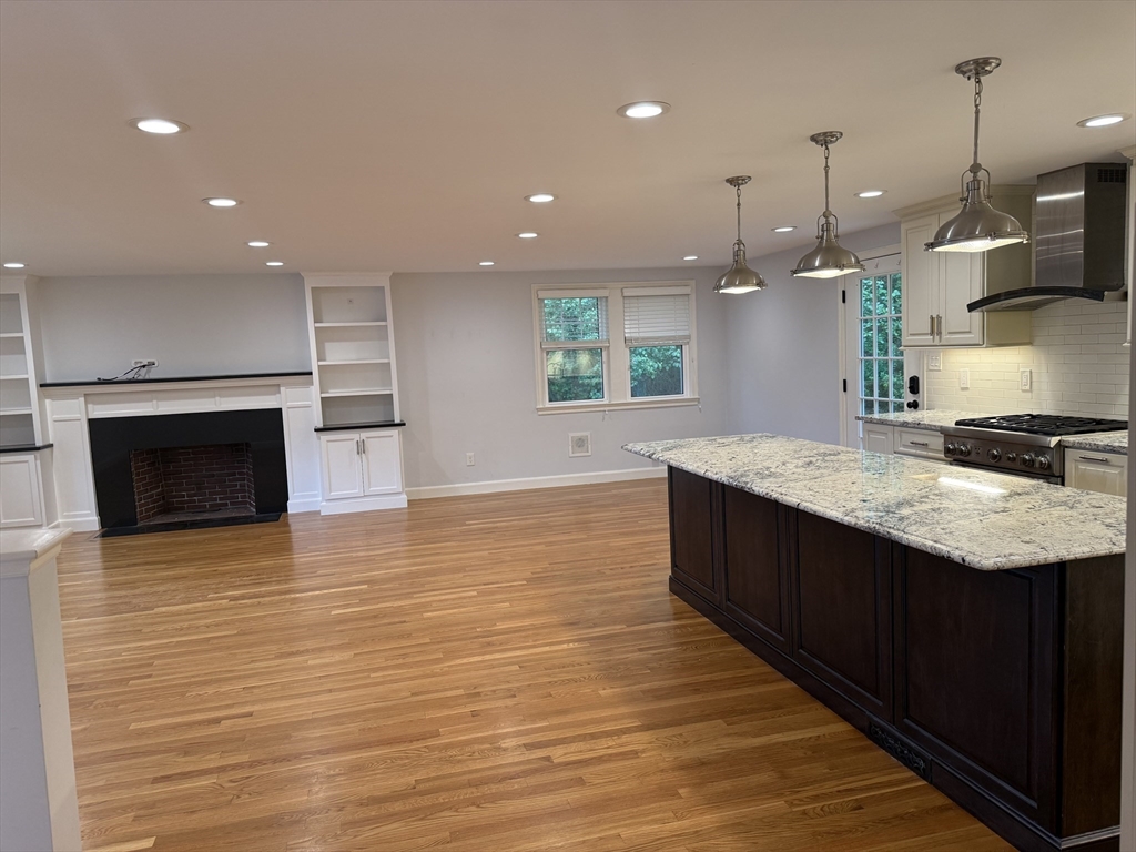 109 Elmwood Rd