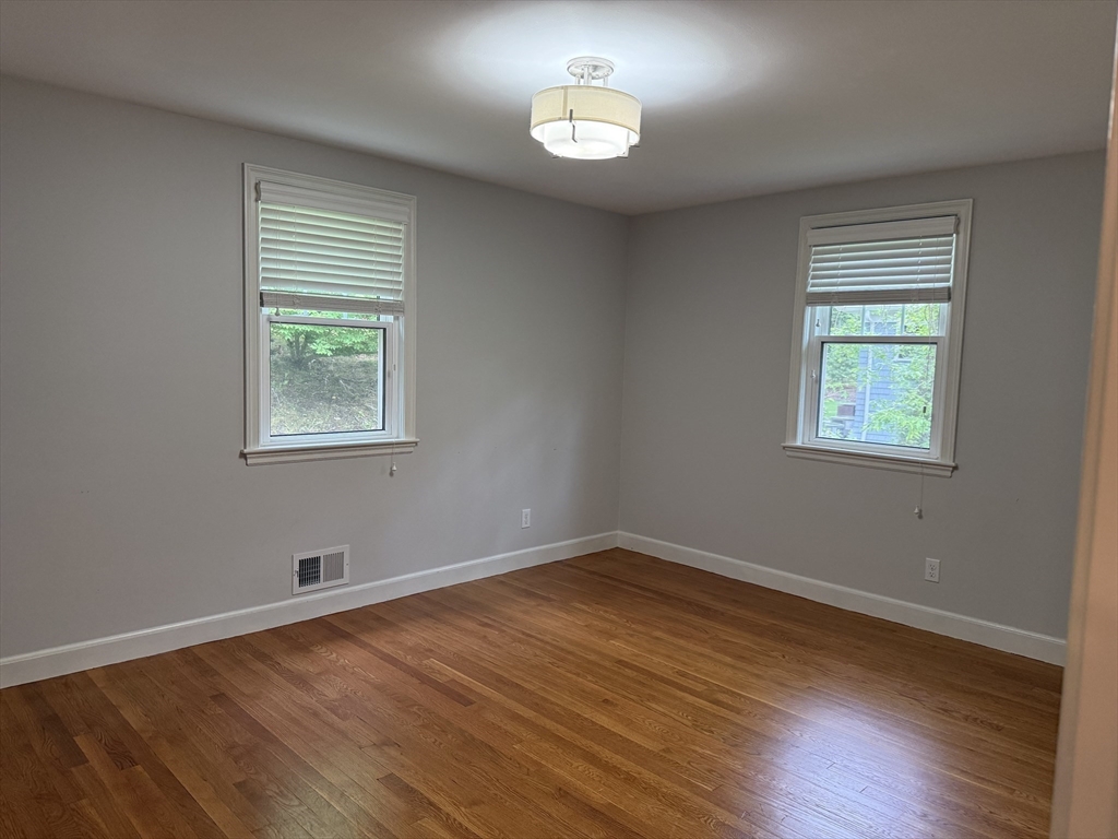 109 Elmwood Rd