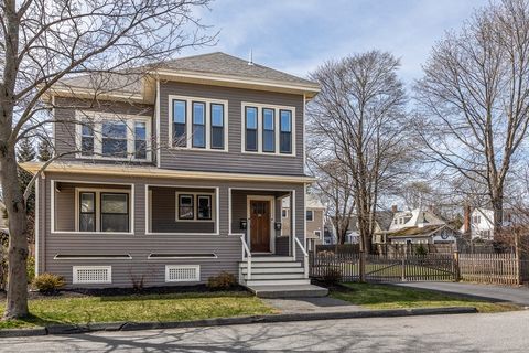 26 Cedar St 2 Marblehead MA 01945