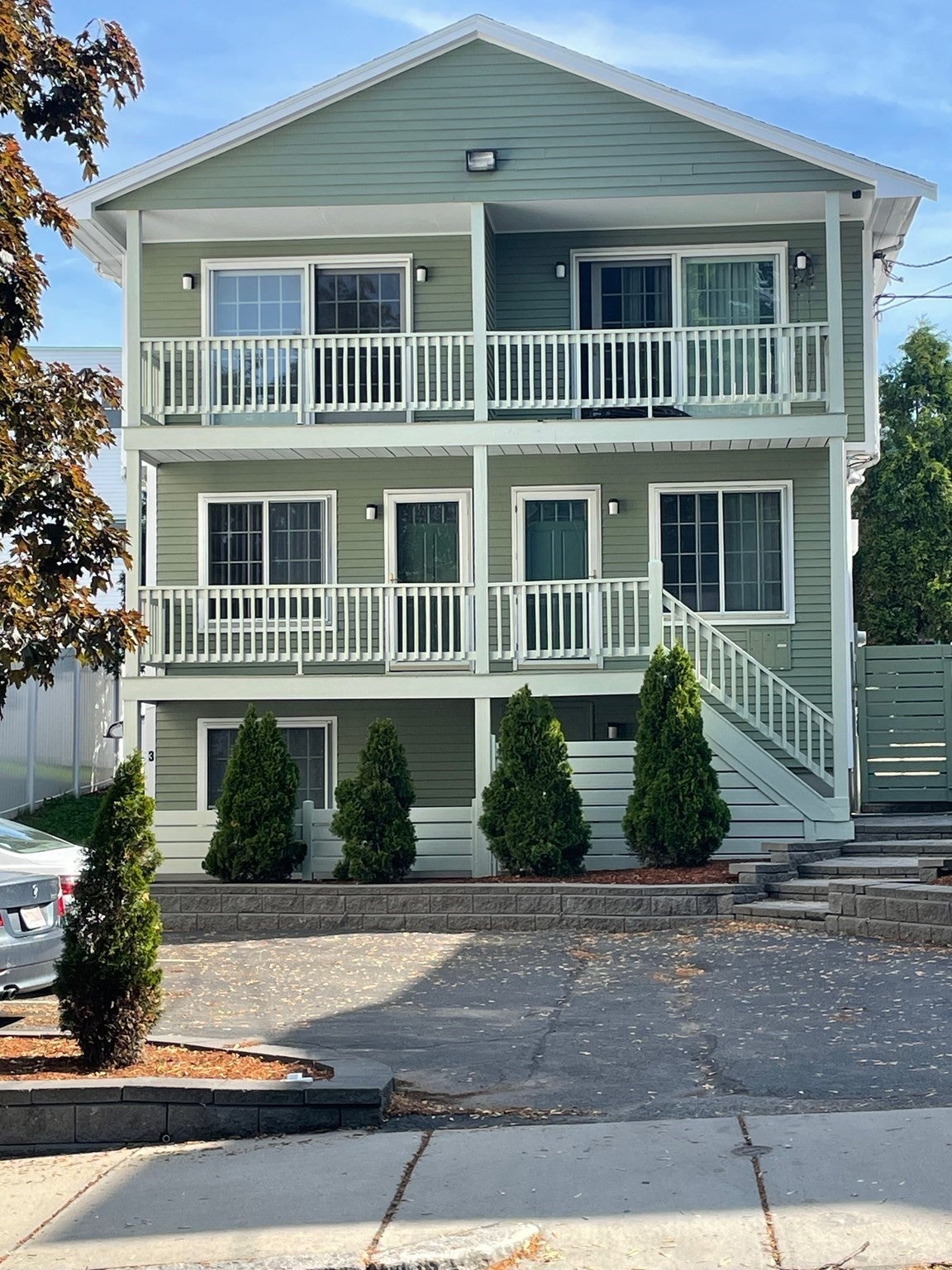 Photo of 18 Suffolk St, Chelsea, MA