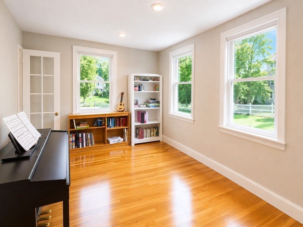 82 Arlmont ST #82, Arlington, MA, 82 Arlmont ST #82, Arlington, MA Photo #4