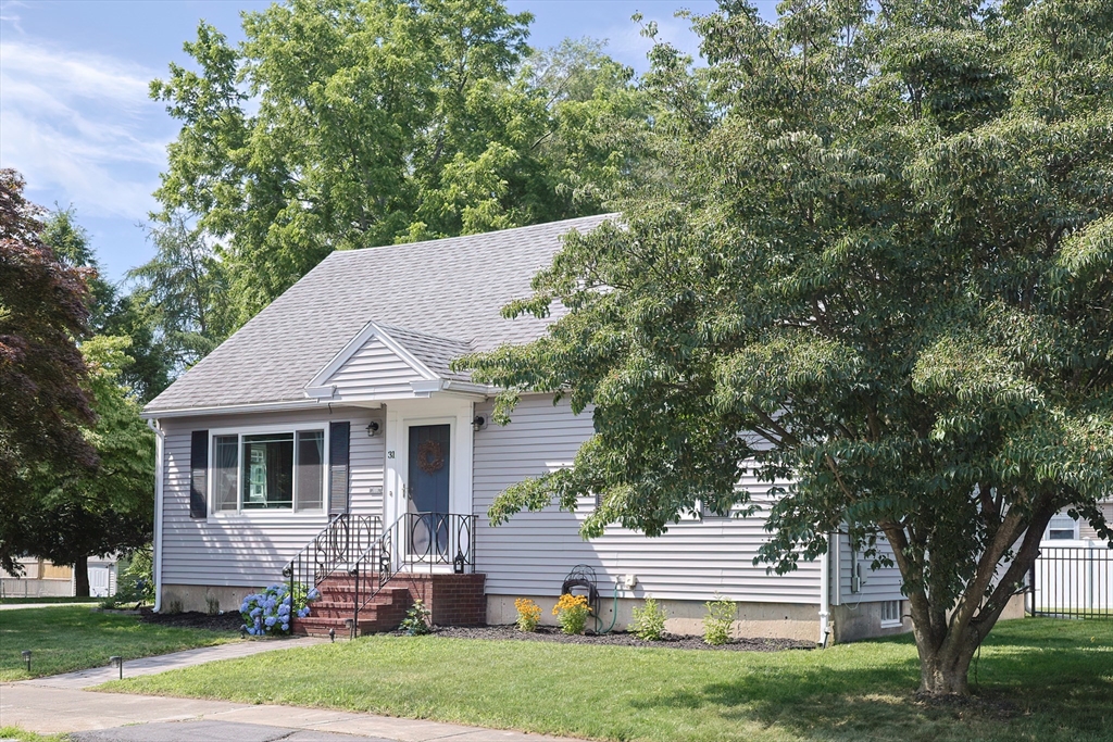 31 Davis St