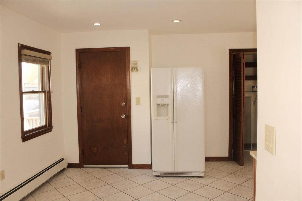 Everett, Massachusetts 02149, United States, 1 Bedroom Bedrooms, ,1 BathroomBathrooms,Residential,Active,2957