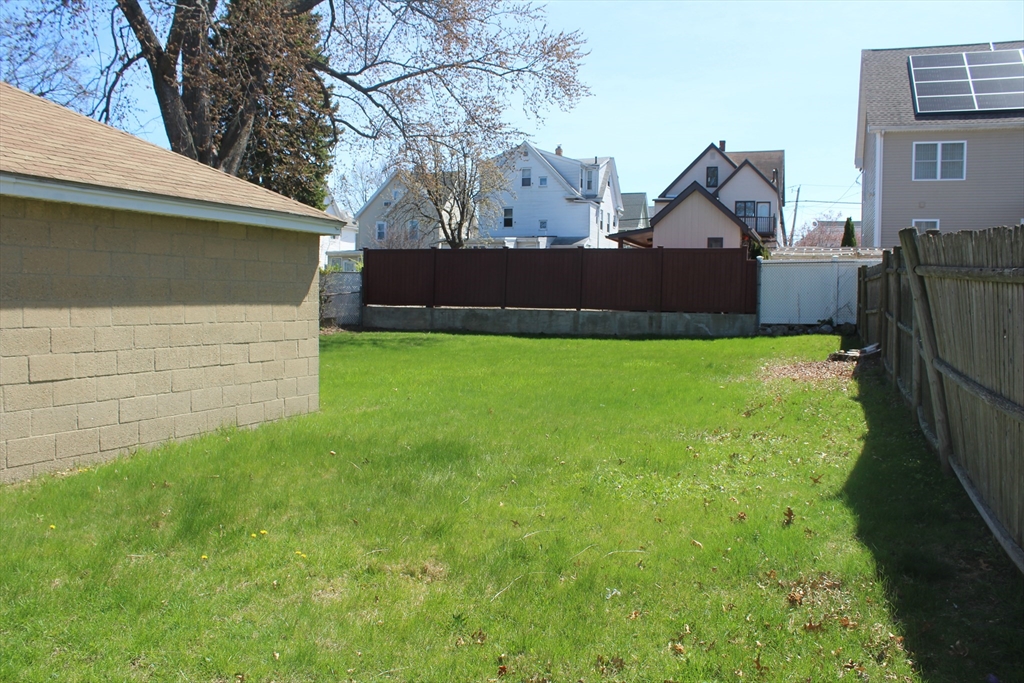 Everett, Massachusetts 02149, United States, 1 Bedroom Bedrooms, ,1 BathroomBathrooms,Residential,Active,2957