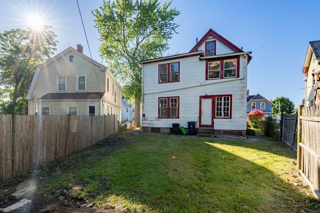 Photo of 10 Waterlow St, Boston, MA 02121 (MLS # 73529194)