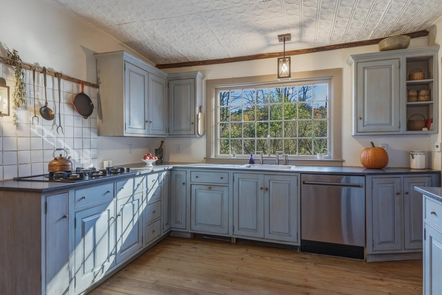 65 Parish Road, Worthington, MA Photo #9